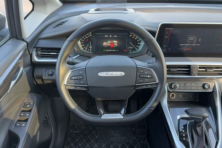 Used SAIC MAXUS EUNIQ 5 2020 Flagship Version with Large Battery 7 Seats Steering Wheel
