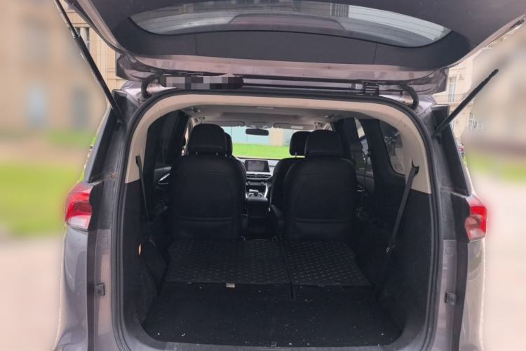 Used SAIC MAXUS EUNIQ 5 2020 1.3T PLUG-IN Elite Edition Trunk