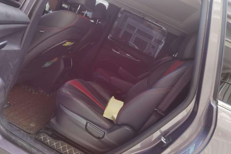 Used SAIC MAXUS EUNIQ 5 2020 1.3T PLUG-IN Luxury Edition Left Rear Seat