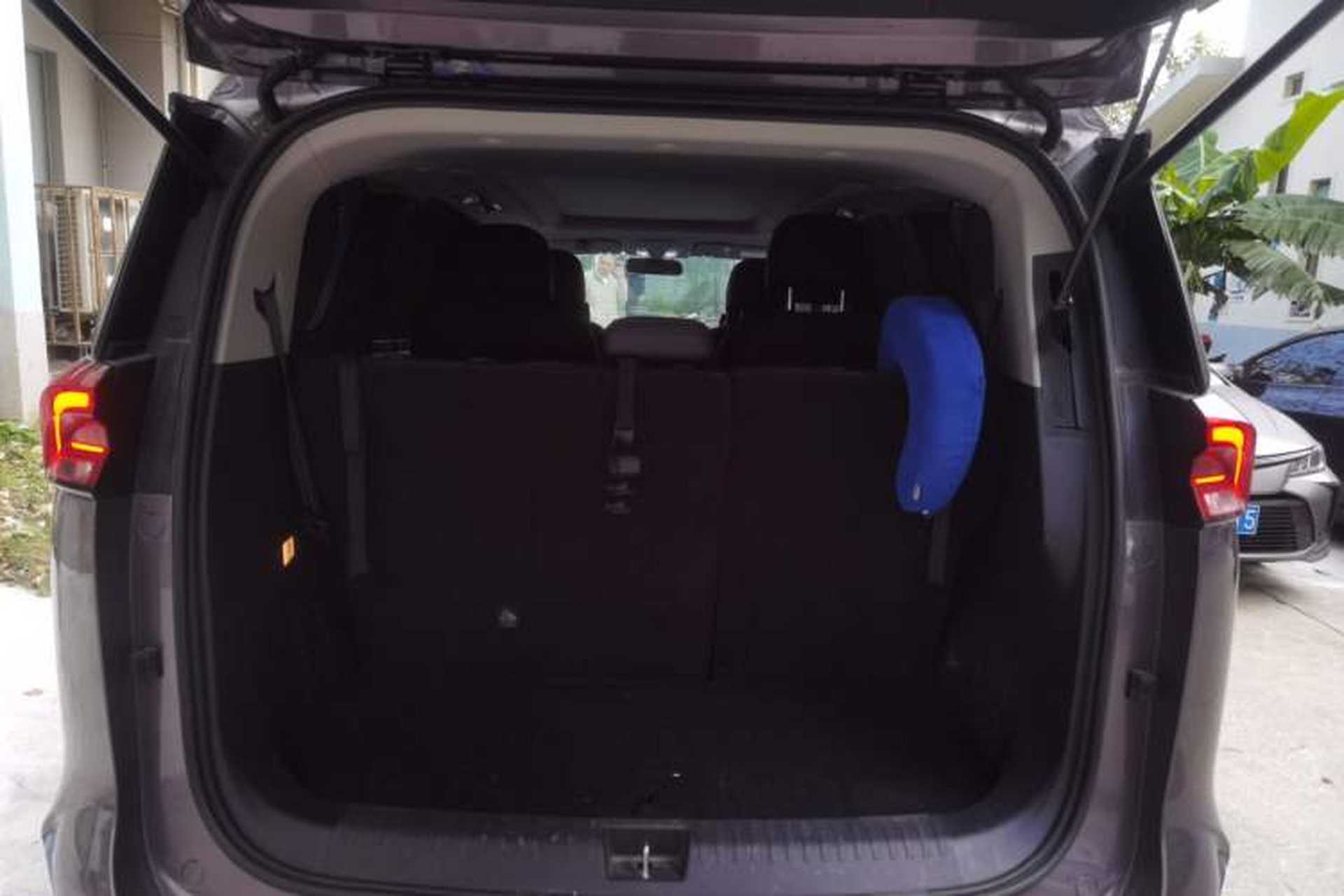 Used SAIC MAXUS EUNIQ 5 2020 1.3T PLUG-IN Luxury Edition Trunk