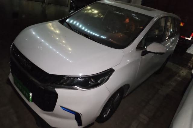 Used SAIC MAXUS EUNIQ 5 2020 1.3T PLUG-IN Elite Edition