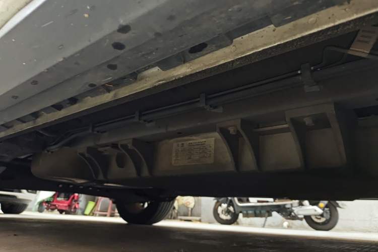 Used SAIC MAXUS EUNIQ 5 2020 1.3T PLUG-IN Luxury Edition Chassis Front Right