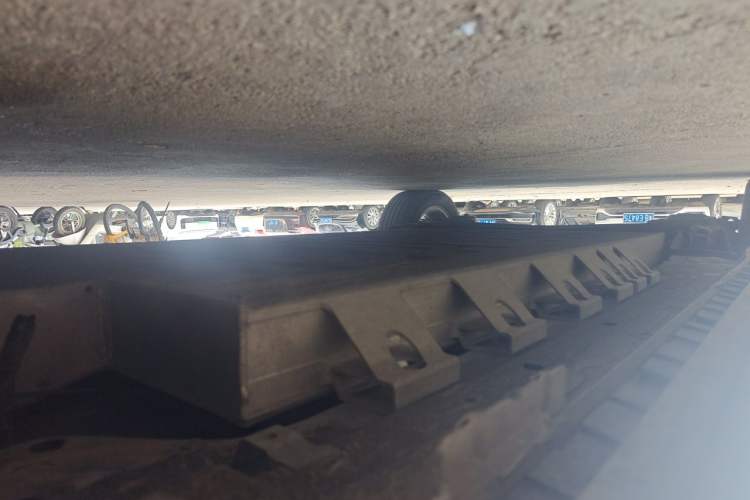 Used SAIC MAXUS EUNIQ 5 2020 Classic Edition 7 Seats Chassis Front Right