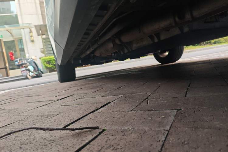 Used SAIC MAXUS EUNIQ 5 2020 1.3T PLUG-IN Elite Edition Chassis Rear Left