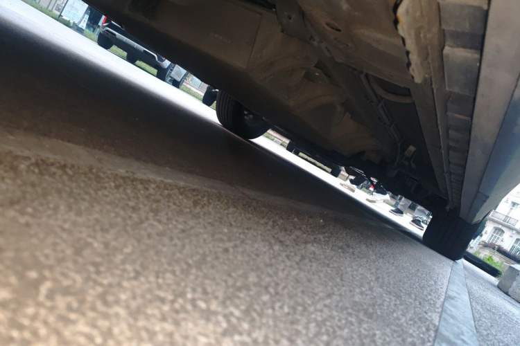 Used SAIC MAXUS EUNIQ 5 2020 1.3T PLUG-IN Elite Edition Chassis Rear Right