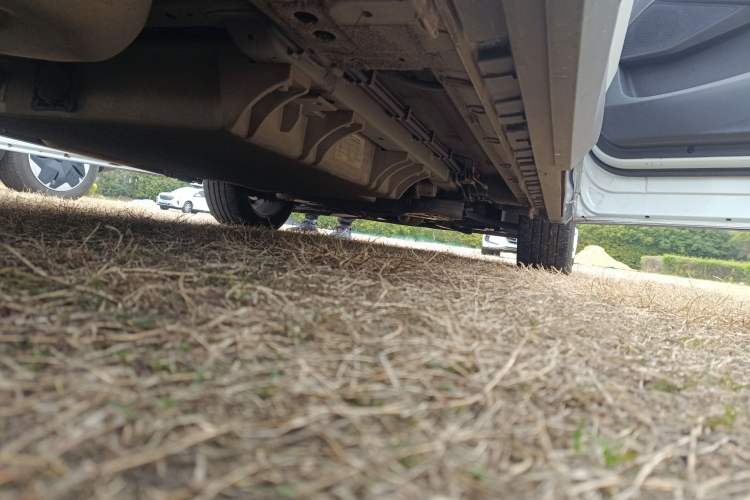 Used SAIC MAXUS EUNIQ 5 2020 1.3T PLUG-IN Luxury Edition Chassis Rear Right
