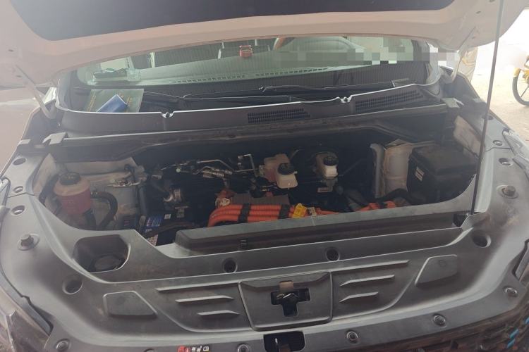 Used SAIC MAXUS EUNIQ 5 2020 Classic Edition 7 Seats Engine Bay