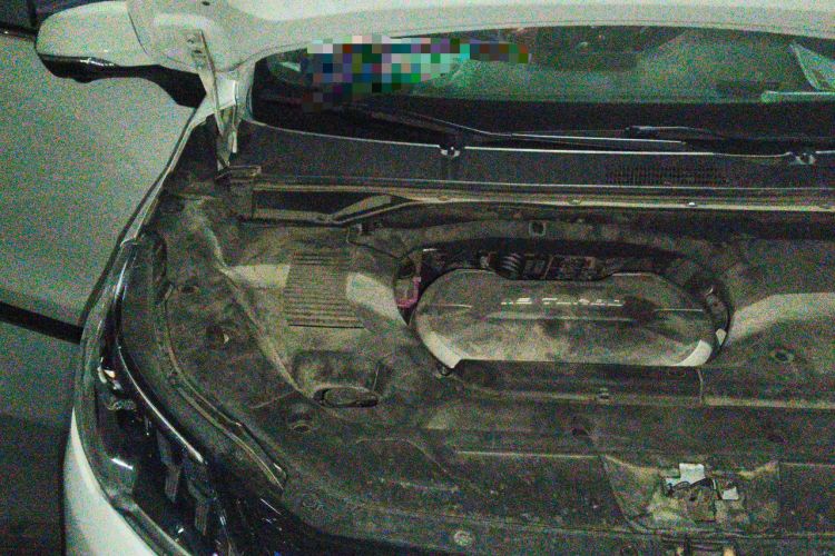 Used SAIC MAXUS EUNIQ 5 2020 Luxury Edition 7 Seats Engine Bay Right