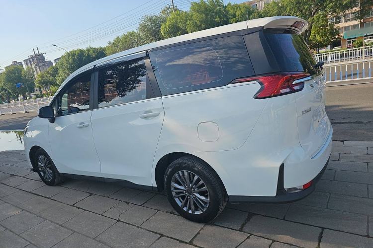 Used SAIC MAXUS EUNIQ 5 2020 1.3T PLUG-IN Elite Edition Exterior 5