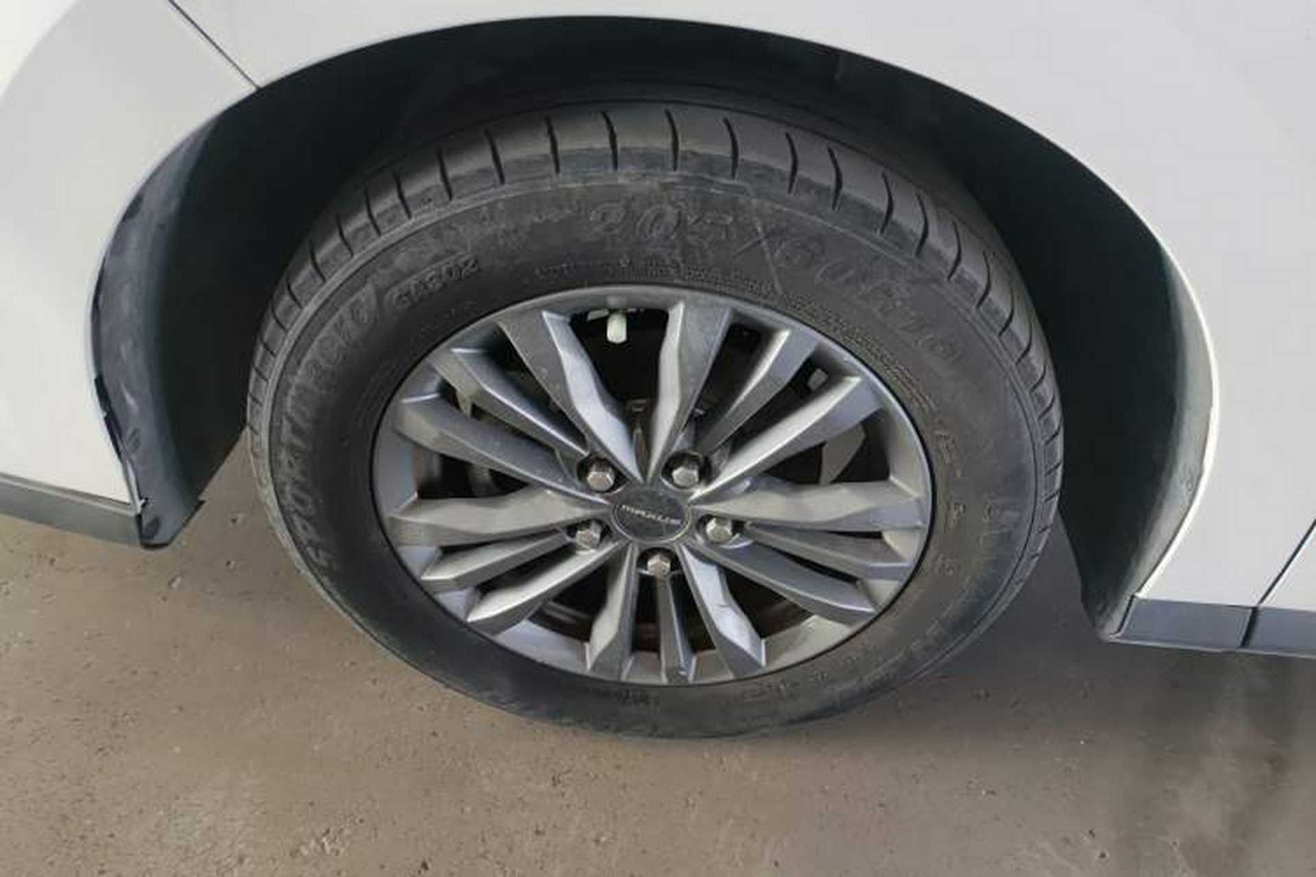 Used SAIC MAXUS EUNIQ 5 2020 1.3T PLUG-IN Elite Edition Exterior 7