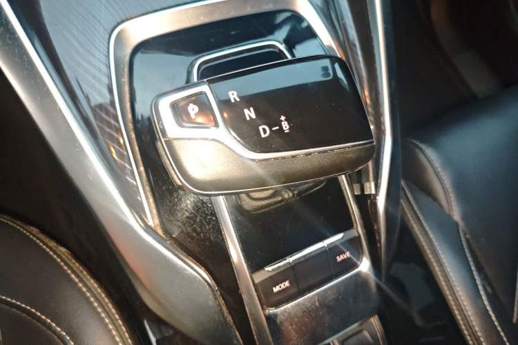 Used SAIC MAXUS EUNIQ 5 2020 1.3T PLUG-IN Elite Edition Gear Lever