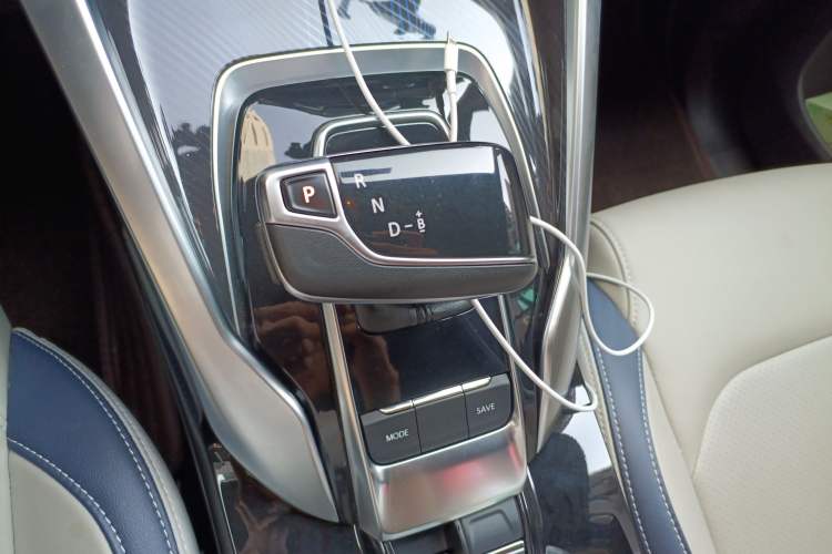 Used SAIC MAXUS EUNIQ 5 2020 1.3T PLUG-IN Elite Edition Gear Lever