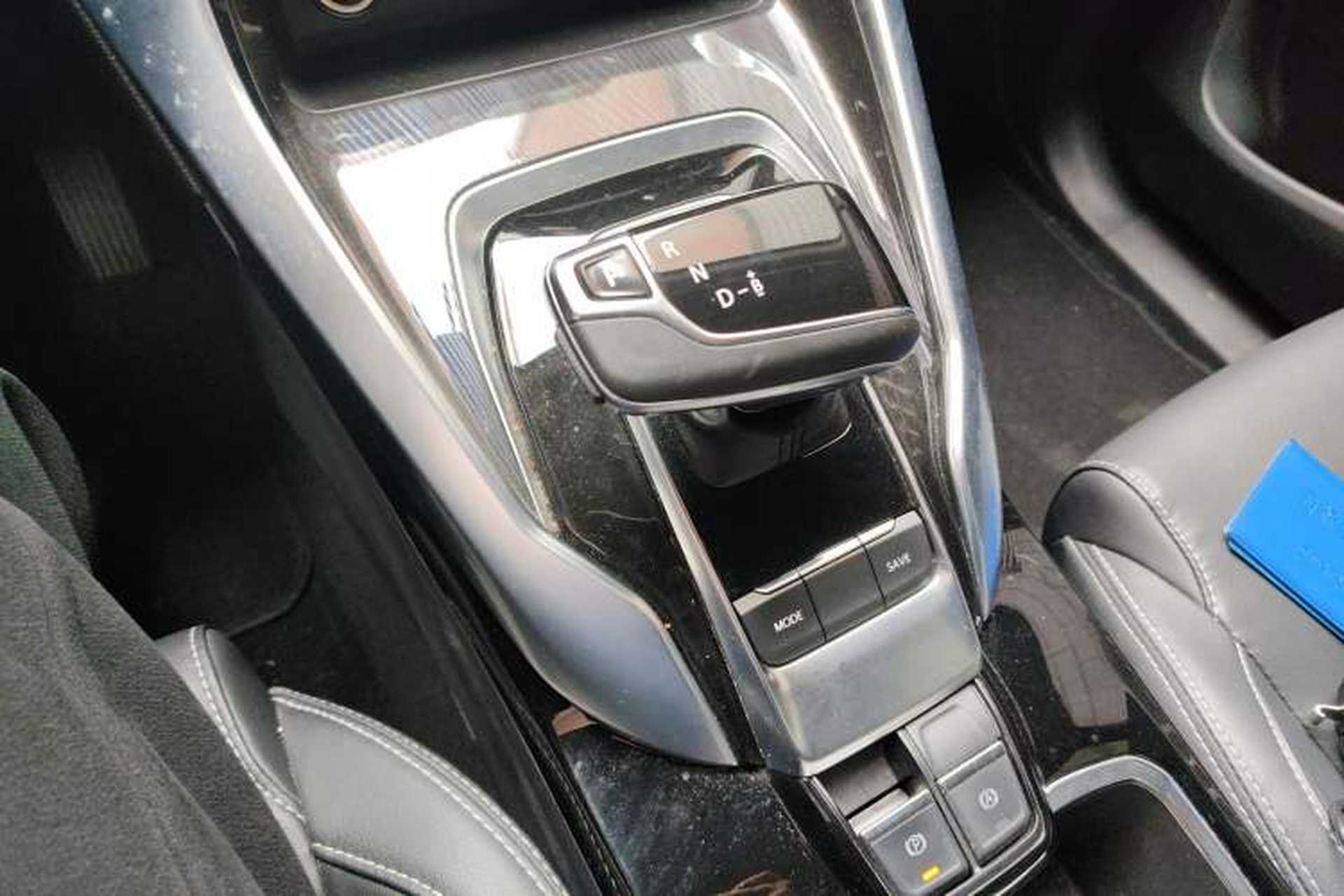 Used SAIC MAXUS EUNIQ 5 2020 1.3T PLUG-IN Luxury Edition Gear Lever