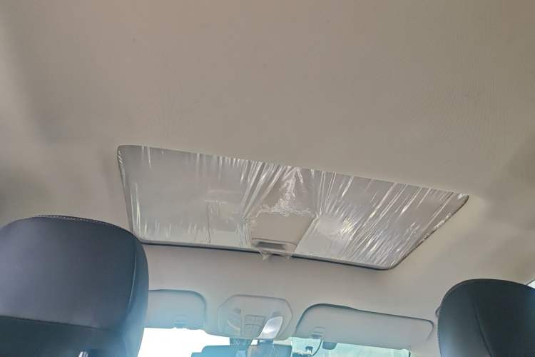 Used SAIC MAXUS EUNIQ 5 2020 1.3T PLUG-IN Elite Edition Headliner