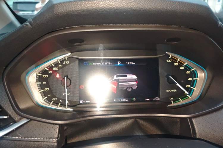 Used SAIC MAXUS EUNIQ 5 2020 1.3T PLUG-IN Elite Edition Instrument Cluster