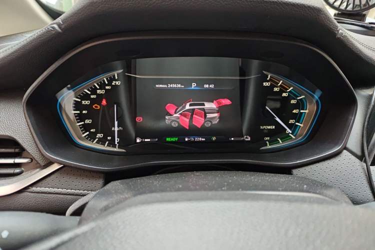 Used SAIC MAXUS EUNIQ 5 2020 1.3T PLUG-IN Luxury Edition Instrument Cluster