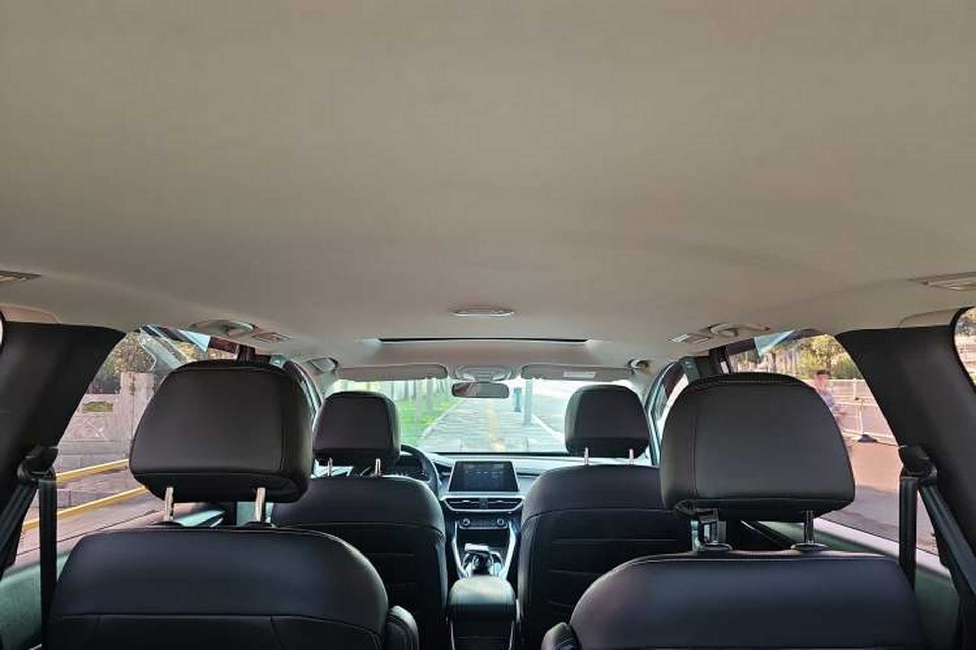 Used SAIC MAXUS EUNIQ 5 2020 1.3T PLUG-IN Elite Edition Interior 10