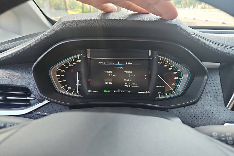 Used SAIC MAXUS EUNIQ 5 2020 1.3T PLUG-IN Elite Edition Interior 3