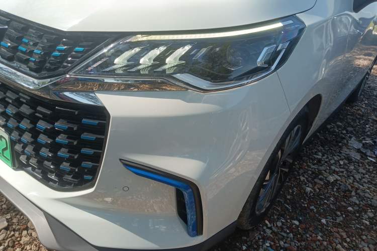 Used SAIC MAXUS EUNIQ 5 2020 1.3T PLUG-IN Luxury Edition Left Front Headlight