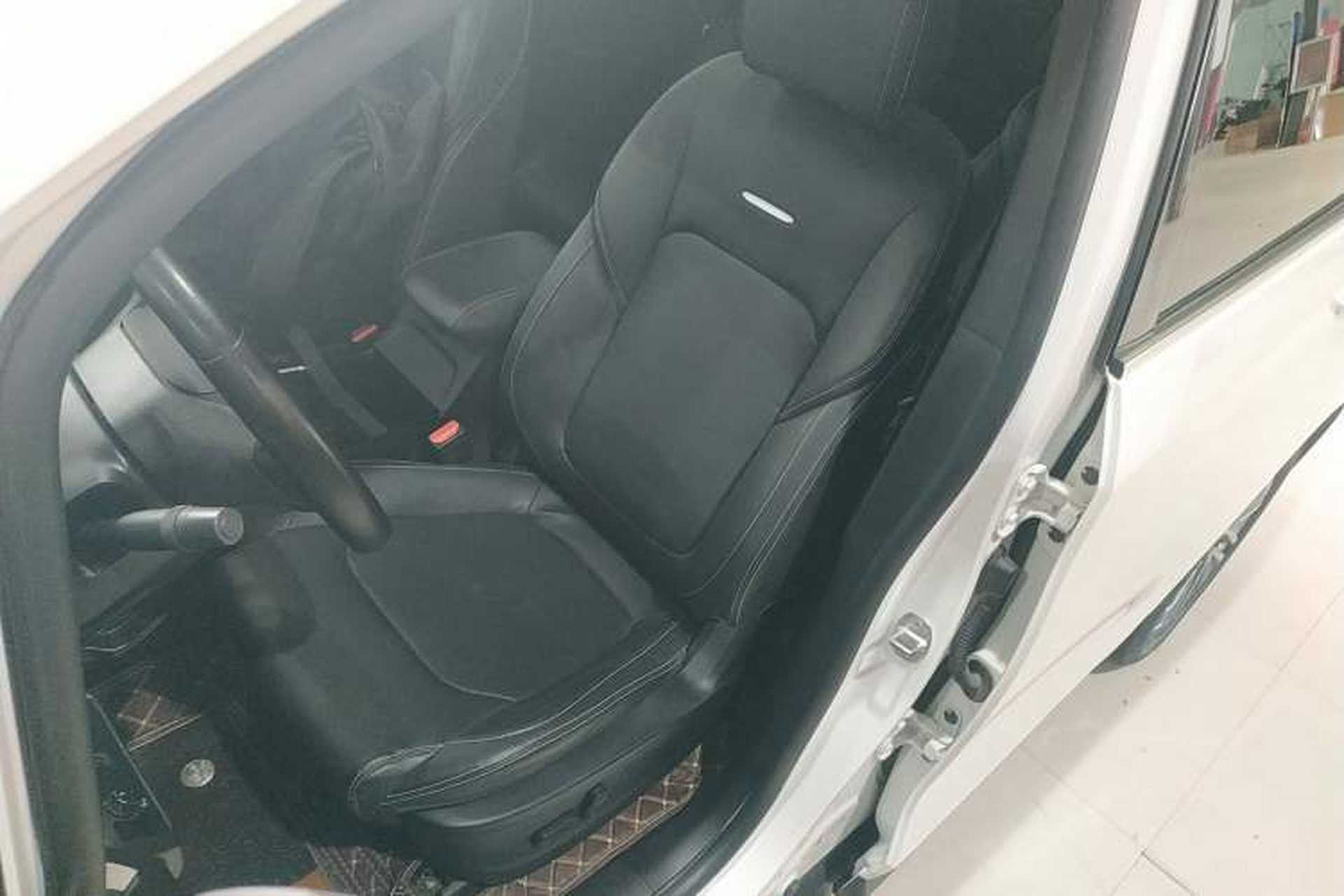 Used SAIC MAXUS EUNIQ 5 2020 1.3T PLUG-IN Luxury Edition Left Front Seat