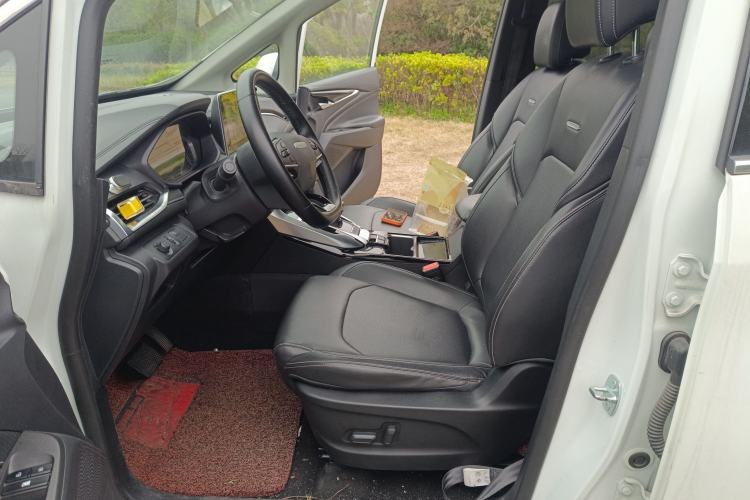 Used SAIC MAXUS EUNIQ 5 2020 1.3T PLUG-IN Luxury Edition Left Front Seat