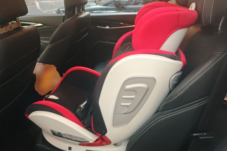 Used SAIC MAXUS EUNIQ 5 2020 1.3T PLUG-IN Elite Edition Left Rear Seat