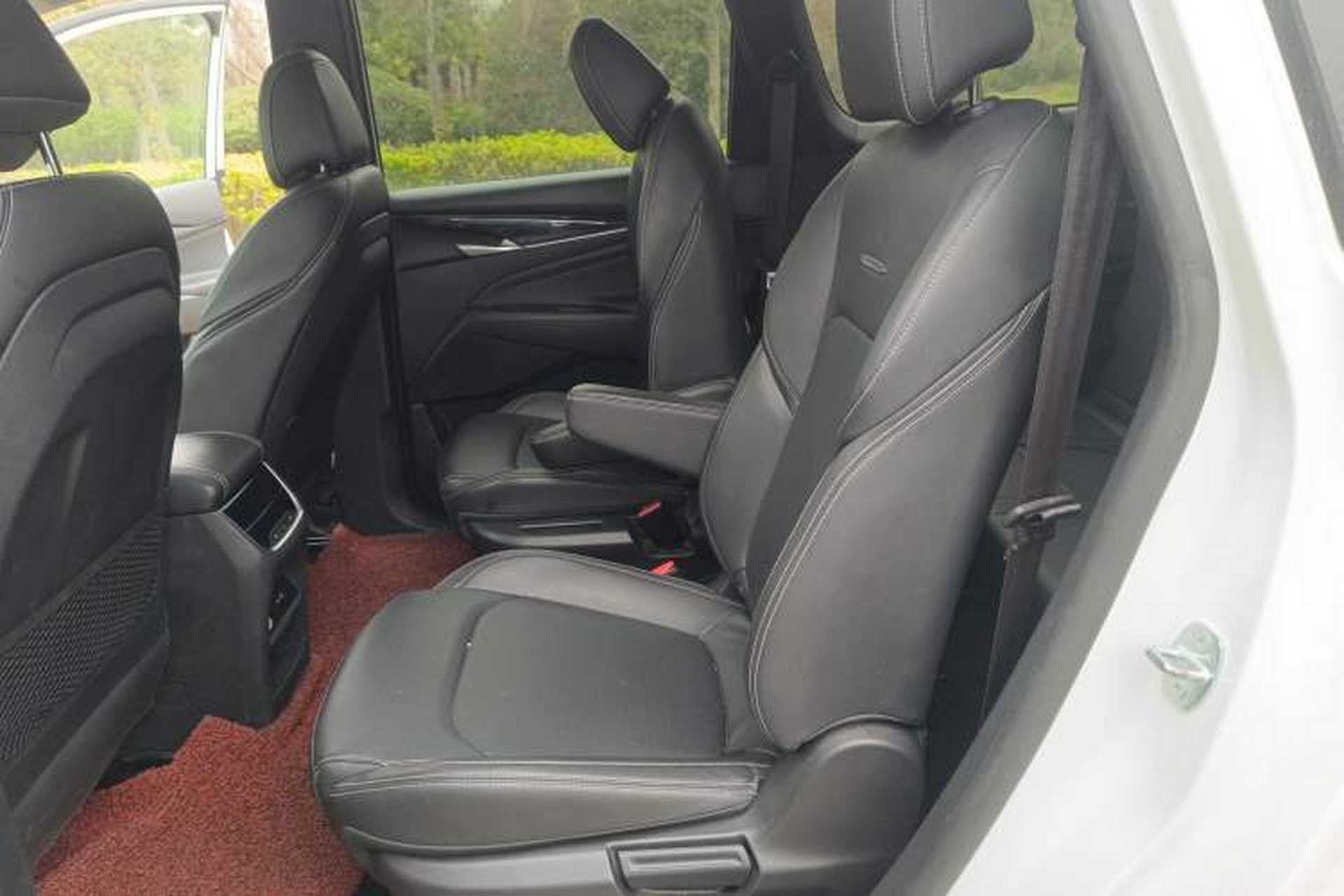Used SAIC MAXUS EUNIQ 5 2020 1.3T PLUG-IN Luxury Edition Left Rear Seat