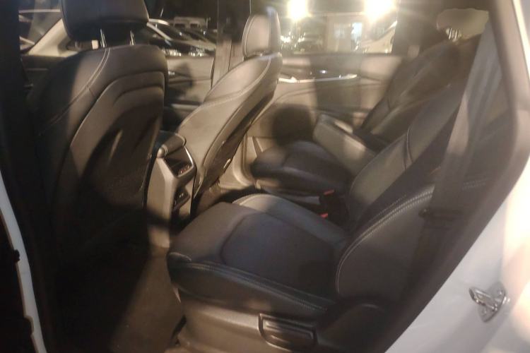 Used SAIC MAXUS EUNIQ 5 2020 1.3T PLUG-IN Luxury Edition Left Rear Seat