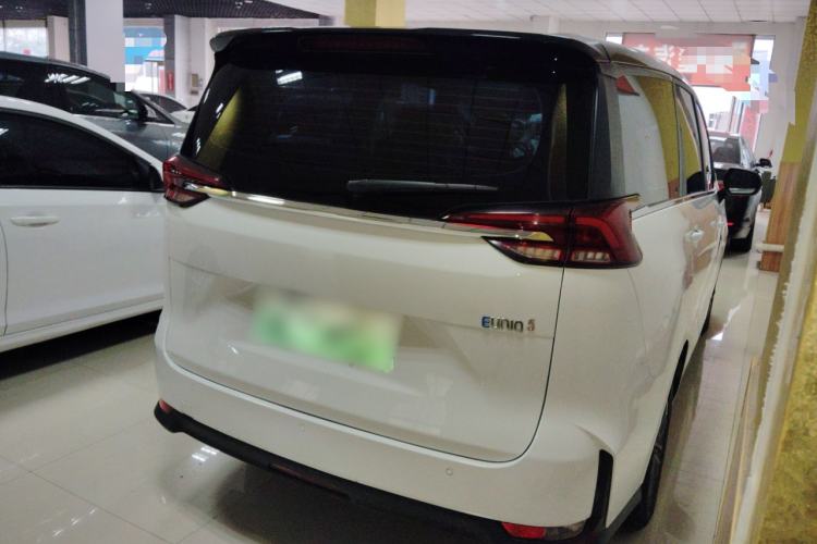 Used SAIC MAXUS EUNIQ 5 2020 Elite Edition 7 Seats Rear Right 45 Deg
