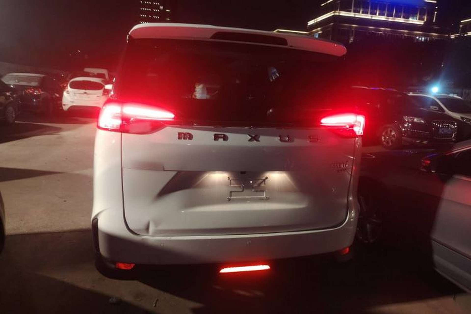 Used SAIC MAXUS EUNIQ 5 2020 1.3T PLUG-IN Luxury Edition Rear