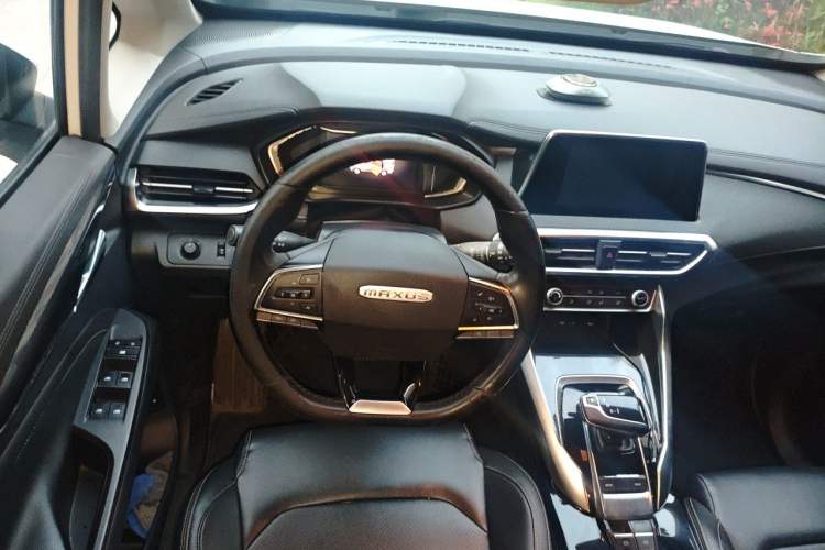 Used SAIC MAXUS EUNIQ 5 2020 1.3T PLUG-IN Elite Edition Steering Wheel
