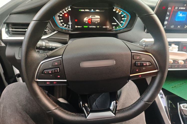 Used SAIC MAXUS EUNIQ 5 2020 1.3T PLUG-IN Elite Edition Steering Wheel