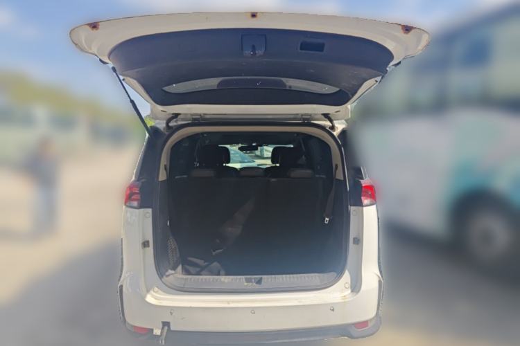 Used SAIC MAXUS EUNIQ 5 2020 1.3T PLUG-IN Elite Edition Trunk