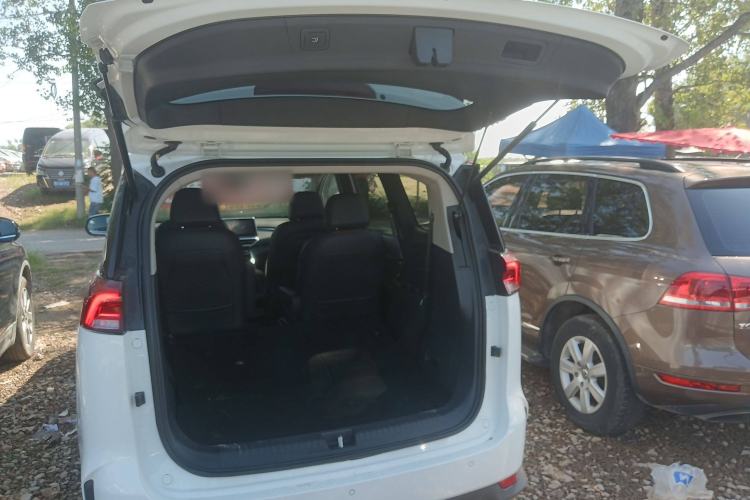 Used SAIC MAXUS EUNIQ 5 2020 1.3T PLUG-IN Luxury Edition Trunk
