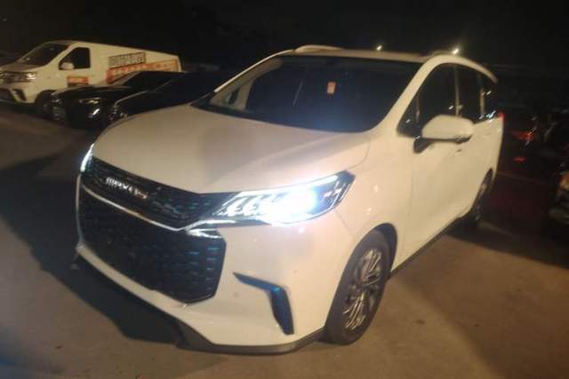 Used SAIC MAXUS EUNIQ 5 2020 1.3T PLUG-IN Luxury Edition
