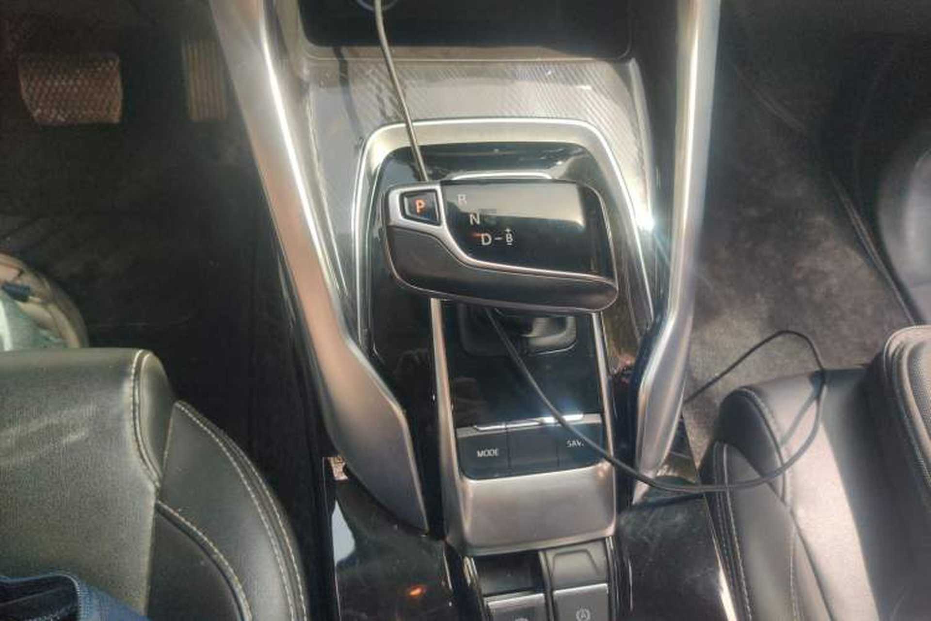Used SAIC MAXUS EUNIQ 5  Gear Lever