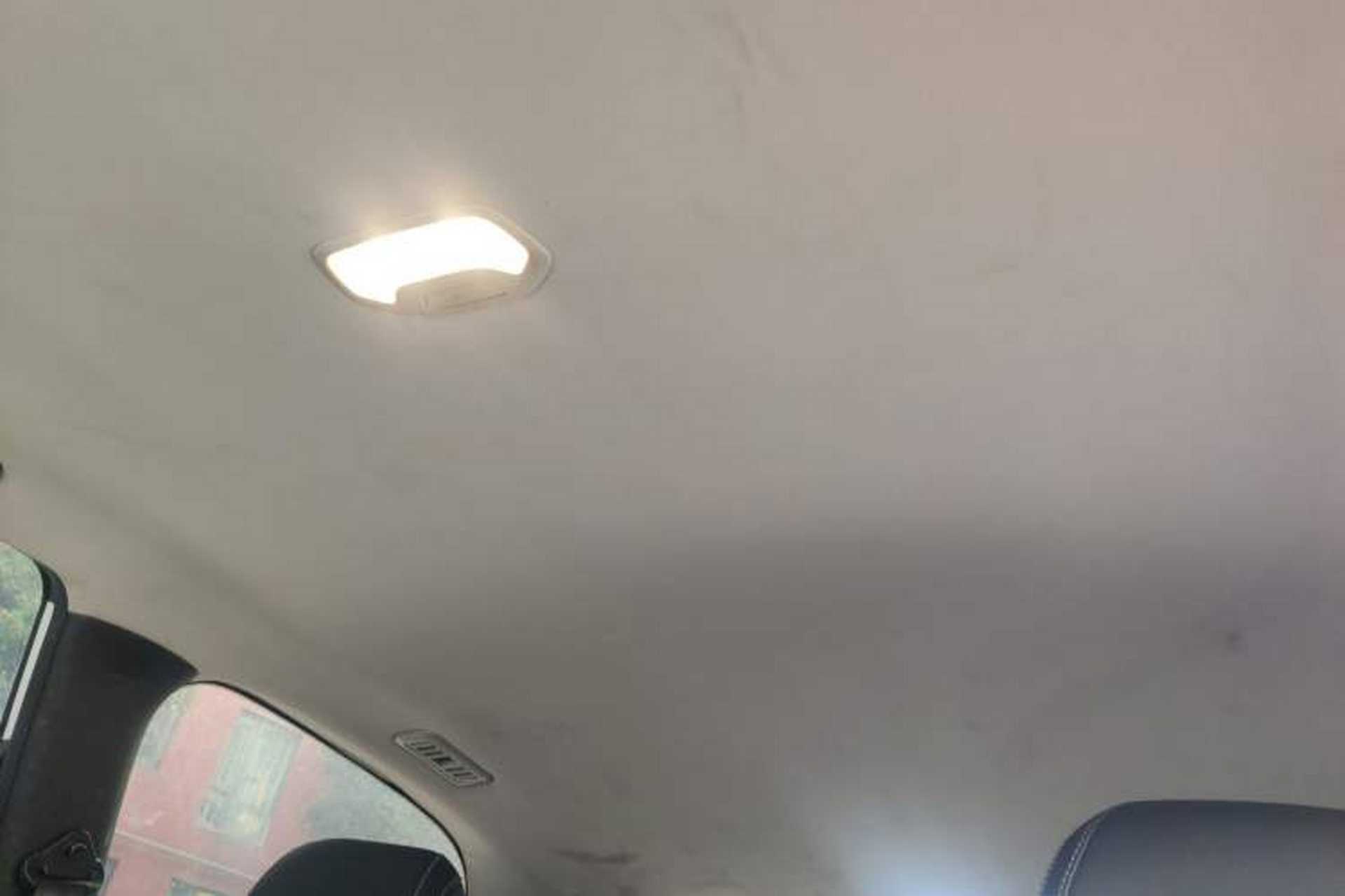 Used SAIC MAXUS EUNIQ 5  Headliner