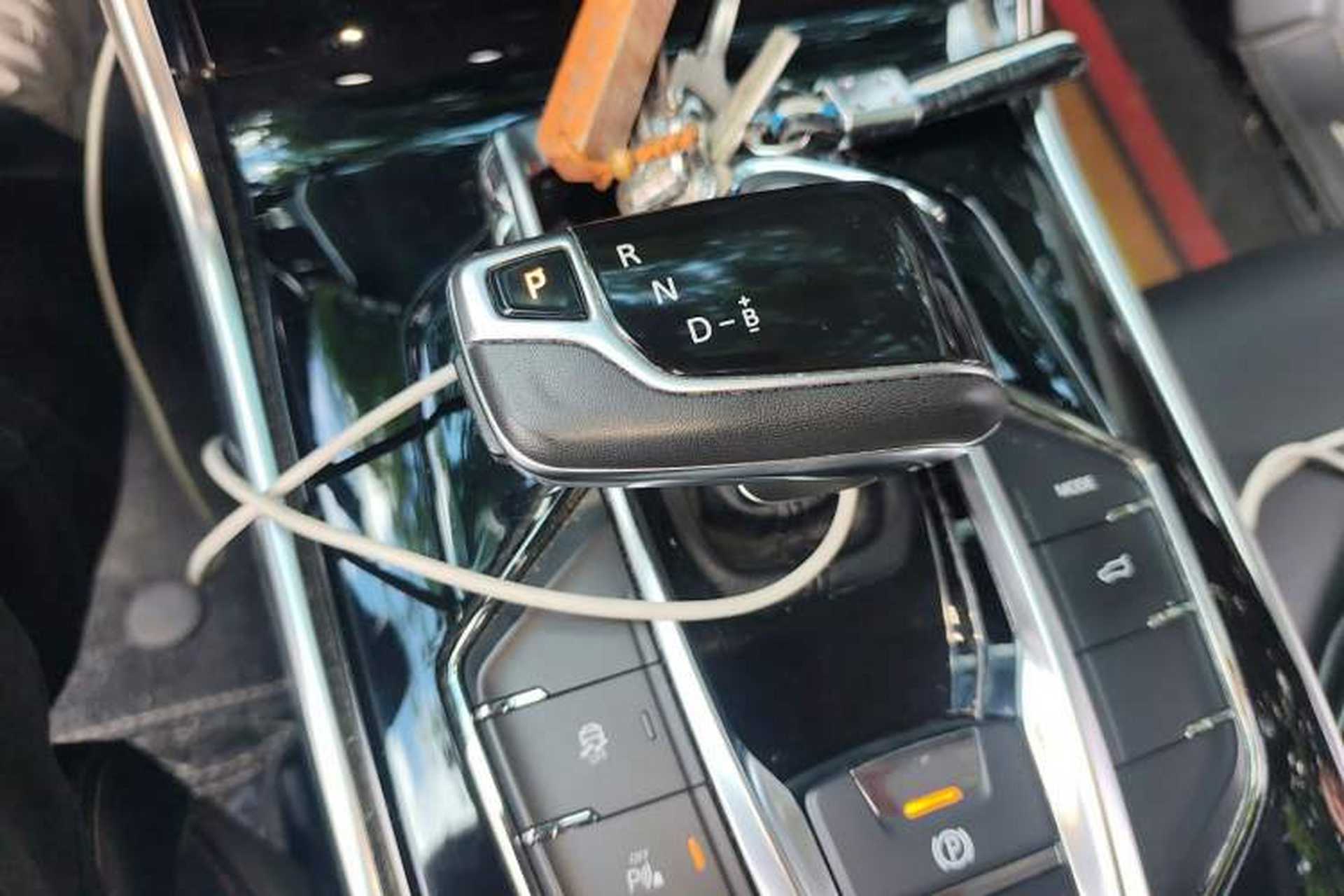 Used SAIC MAXUS EUNIQ 6 2021 LITE+ Smart Edition Gear Lever
