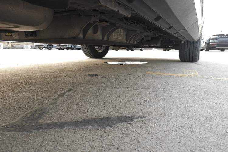 Used SAIC MAXUS EUNIQ 6 2021 1.3T PLUG-IN LITE+ Smart Enjoyment Version Chassis Rear Right