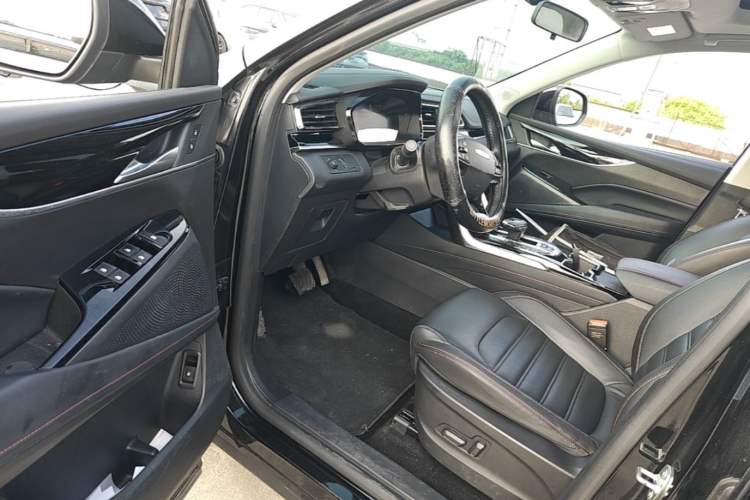 Used SAIC MAXUS EUNIQ 6 2021 1.3T PLUG-IN LITE+ Smart Enjoyment Version Driver Seat