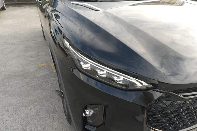 Used SAIC MAXUS EUNIQ 6 2021 1.3T PLUG-IN LITE+ Smart Enjoyment Version Right Front Headlight