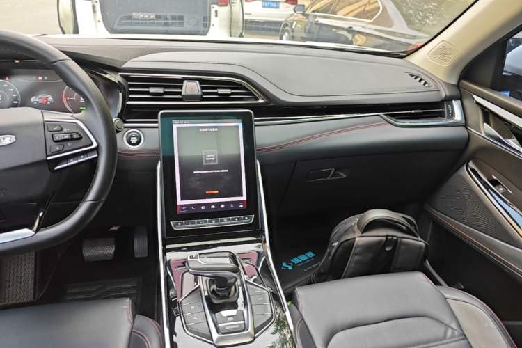 Used SAIC MAXUS EUNIQ 6 2021 LITE+ Smart Edition Audio And AC Panel