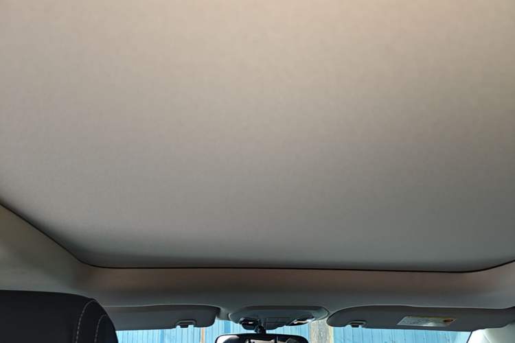 Used SAIC MAXUS EUNIQ 6 2021 LITE+ Smart Edition Headliner