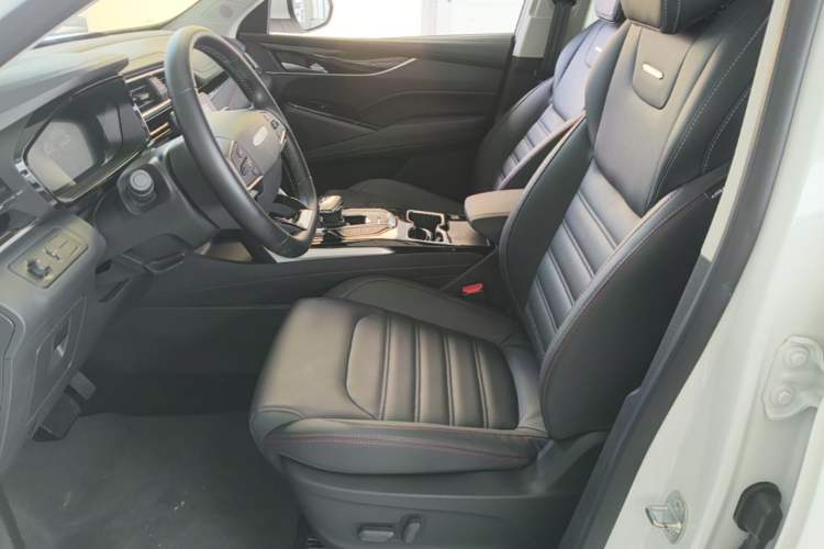 Used SAIC MAXUS EUNIQ 6 2021 1.3T PLUG-IN LITE+ Smart Enjoyment Version Left Front Seat