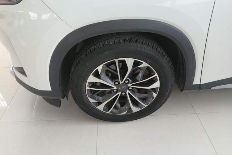 Used SAIC MAXUS EUNIQ 6 2021 1.3T PLUG-IN LITE+ Smart Enjoyment Version Left Front Wheel Hub