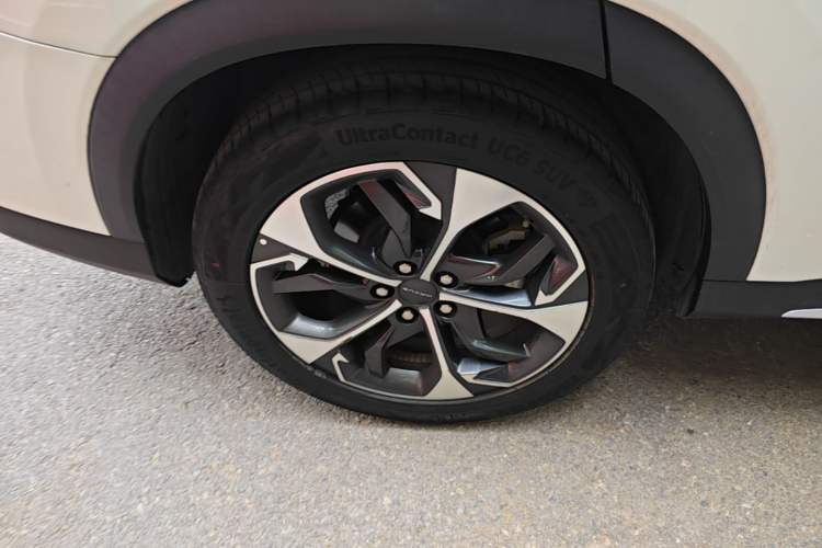 Used SAIC MAXUS EUNIQ 6 2021 LITE+ Smart Edition Right Rear Wheel Hub