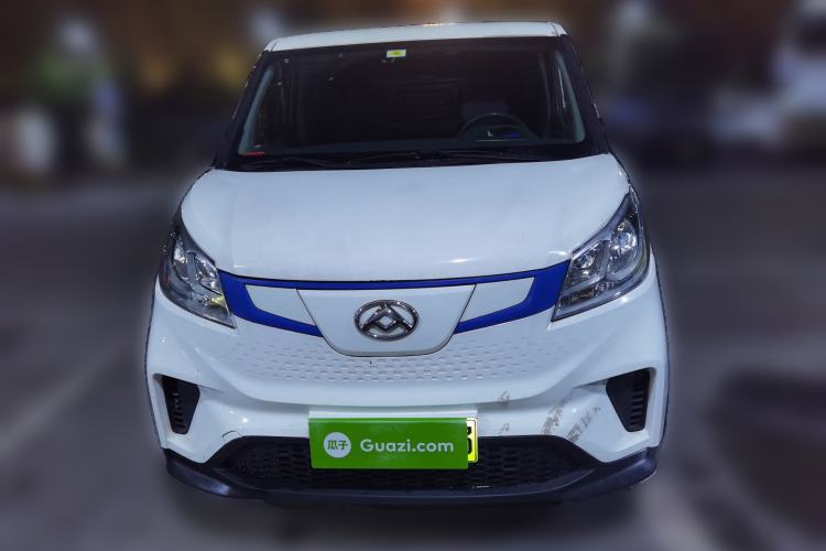 Used SAIC MAXUS EV30 2019 City Logistics Vehicle Fast Delivery Version Long Wheelbase Mengguli 35 kWh Front