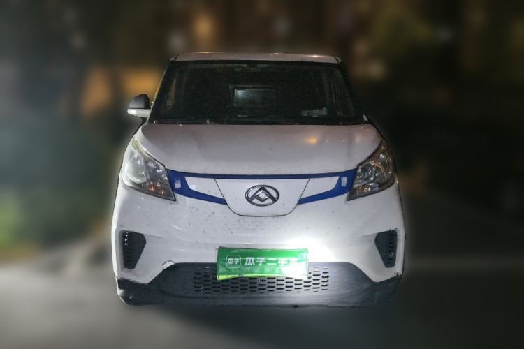 Used SAIC MAXUS EV30 2019 City Logistics Vehicle Fast Delivery Version Long Wheelbase Mengguli 35 kWh Front