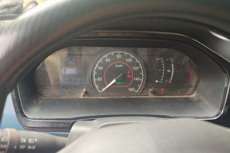 Used SAIC MAXUS EV30 2019 City Logistics Vehicle Fast Delivery Version Long Wheelbase Mengguli 35 kWh Instrument Cluster