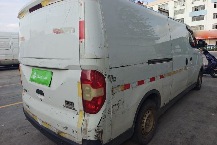 Used SAIC MAXUS EV30 2019 City Logistics Vehicle Fast Delivery Version Long Wheelbase Mengguli 35 kWh Rear Right 45 Deg